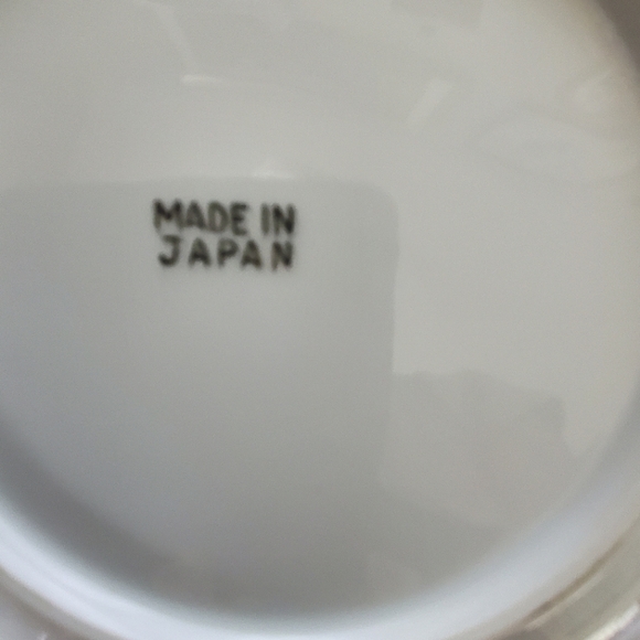 Vintage Lusterware Candy Dish w/ handle Iridescent Porcelain Made in Japan - Picture 8 of 10